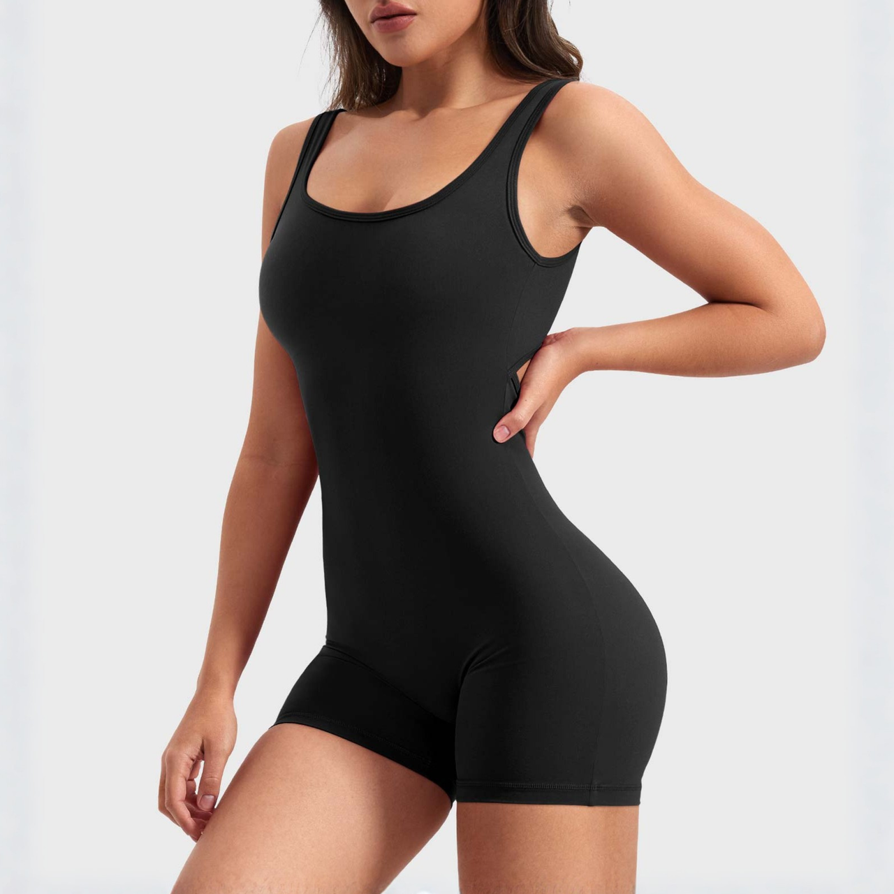 ENTERIZO SHORT, ESPALDA EN V