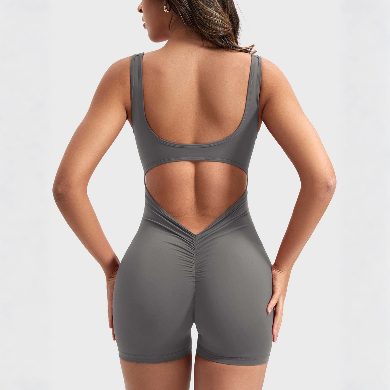 ENTERIZO SHORT, ESPALDA EN V