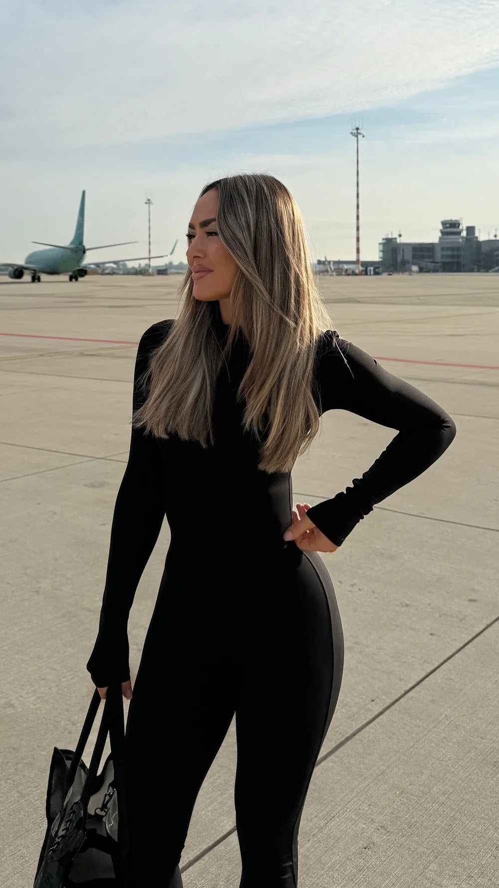 ENTERIZO MANGA LARGA CON CREMALLERA NEGRO